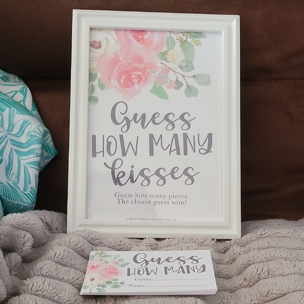Floral Guess How Many Kisses Game Set
